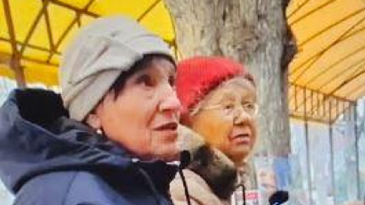 Интервьюер спрашивала у одесситов о важности украинского языка для страны