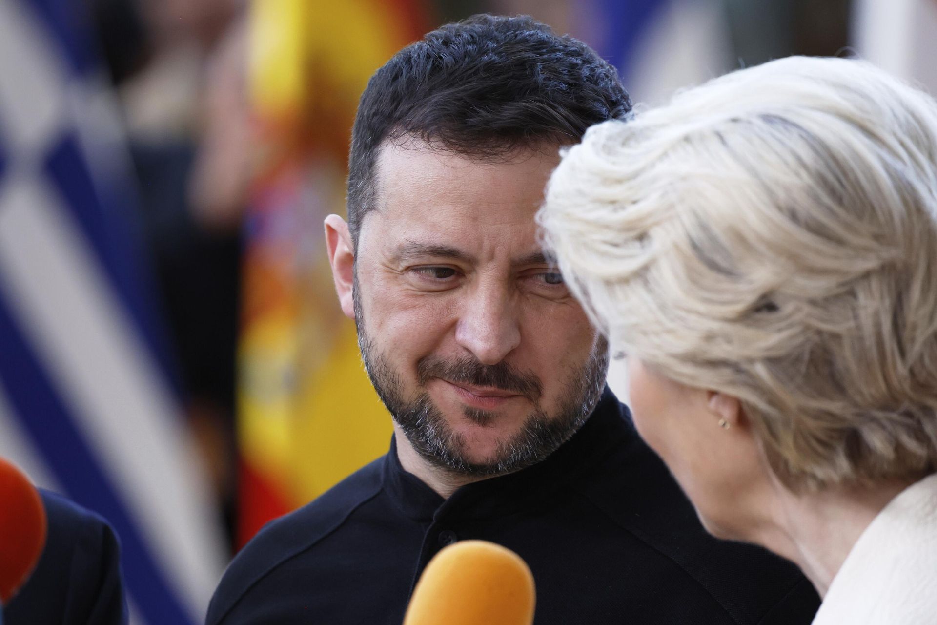 Председатель Еврокомиссии Урсула фон дер Ляйен и Владимир Зеленский - ИноСМИ, 1920, 13.04.2026