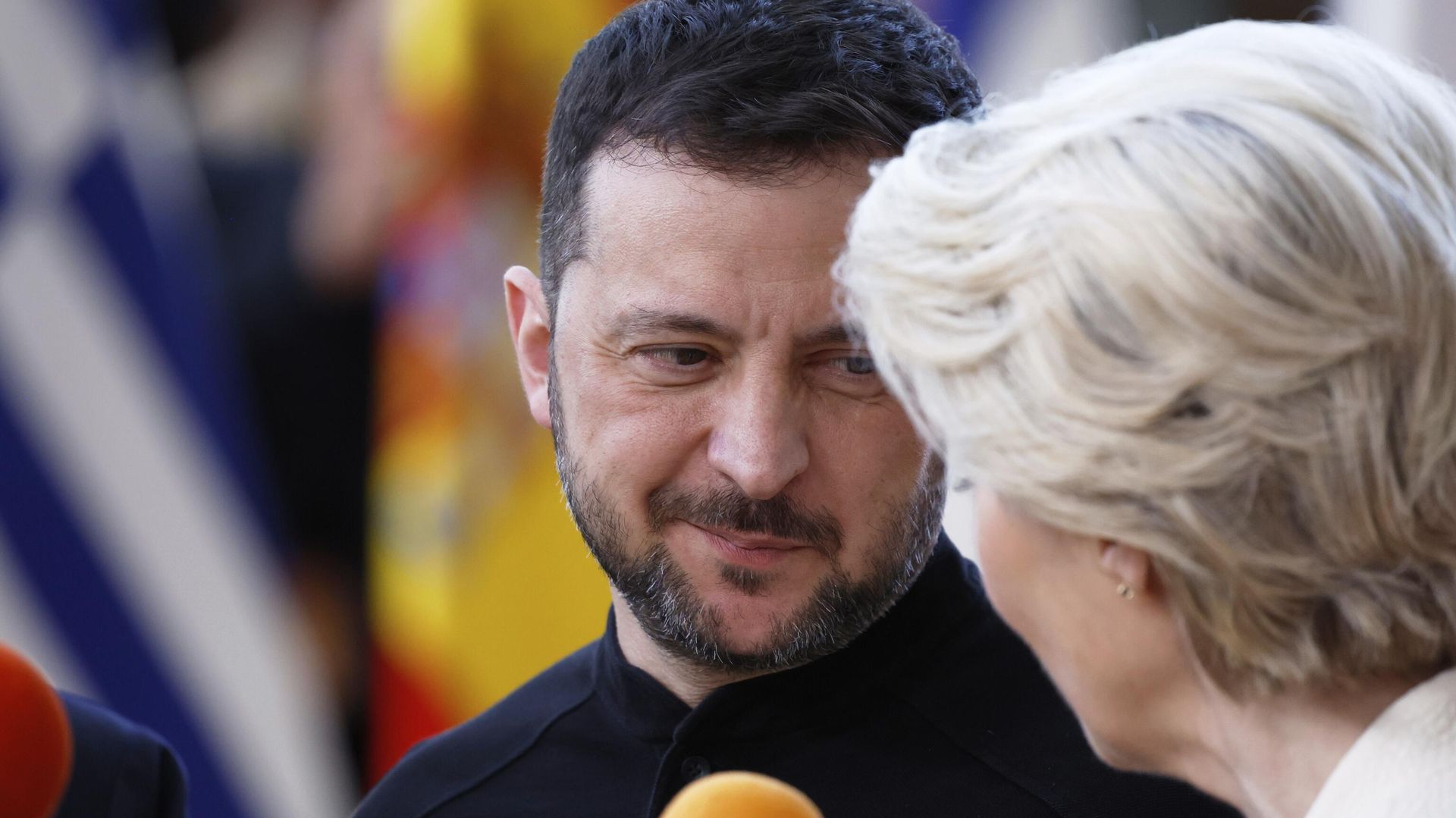Председатель Еврокомиссии Урсула фон дер Ляйен и Владимир Зеленский - ИноСМИ, 1920, 26.08.2025