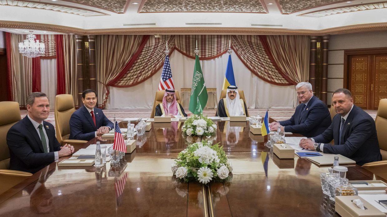 Переговоры делегаций США и Украины в Джидде Переговоры делегаций США и Украины в Джидде