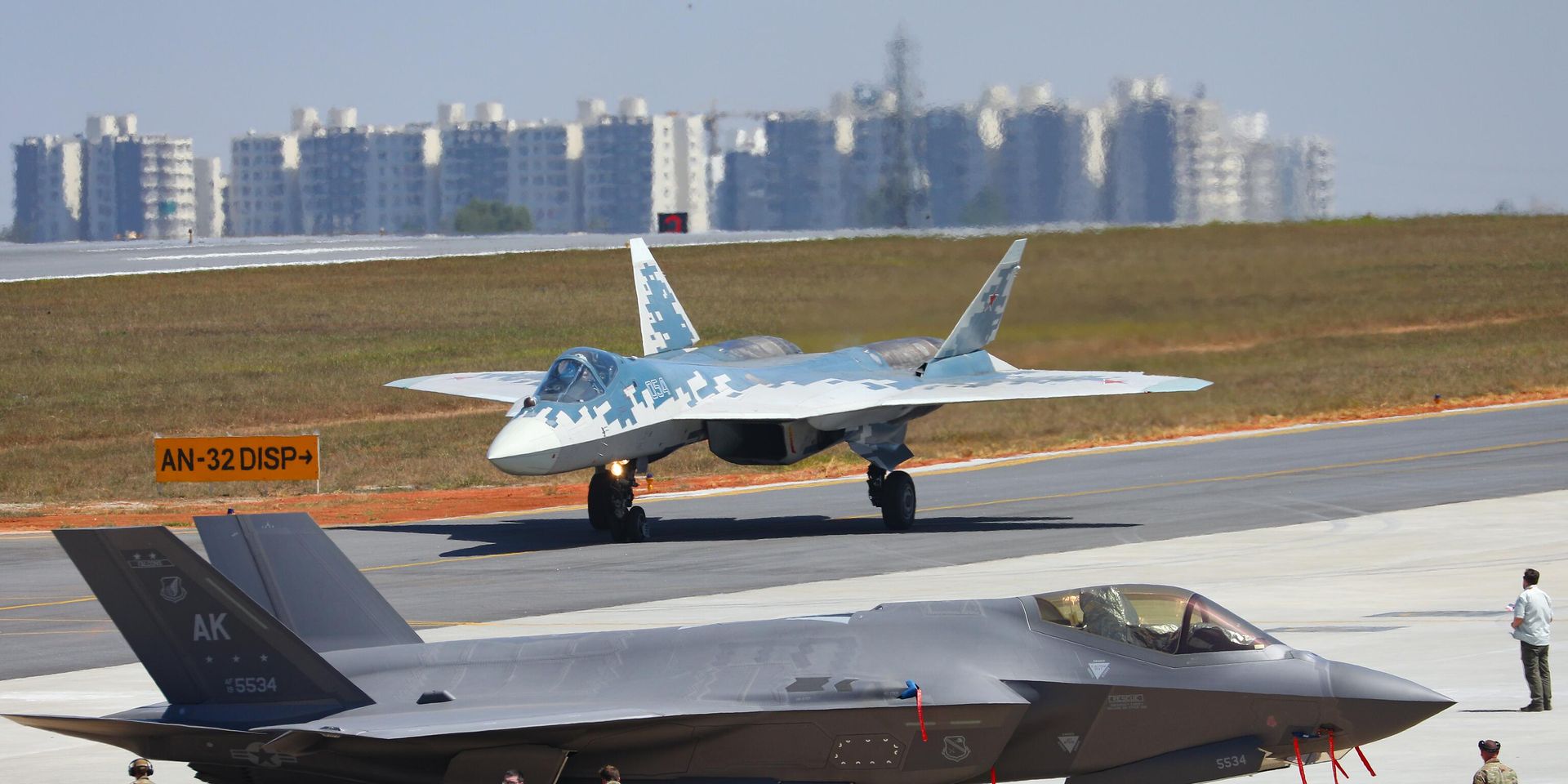 Международная выставка Aero India 2025 - ИноСМИ, 1920, 25.09.2025