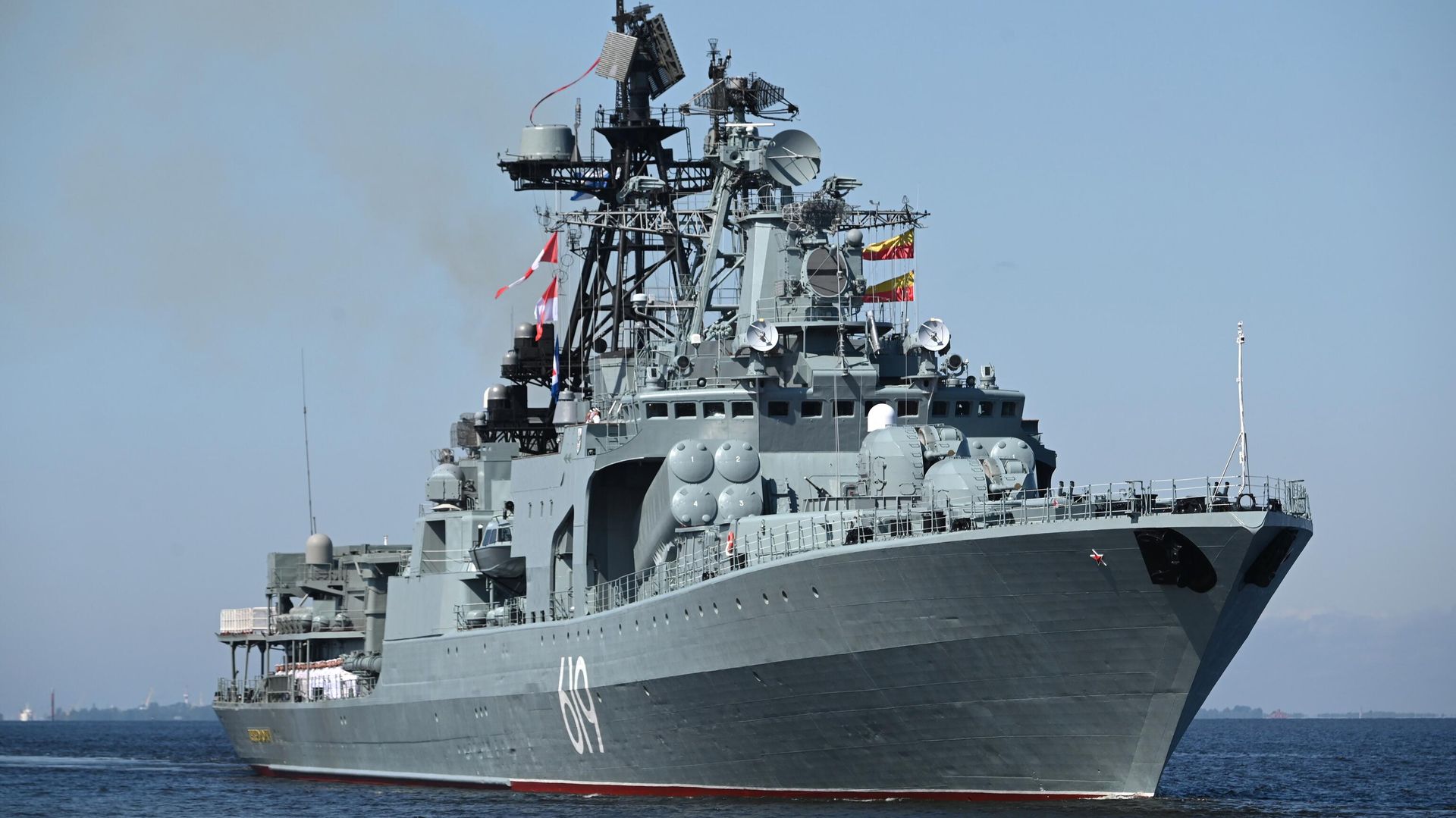 Большой противолодочный корабль Североморск ВМФ РФ на Главном военно-морском параде в честь Дня ВМФ РФ в Санкт-Петербурге - ИноСМИ, 1920, 29.01.2026