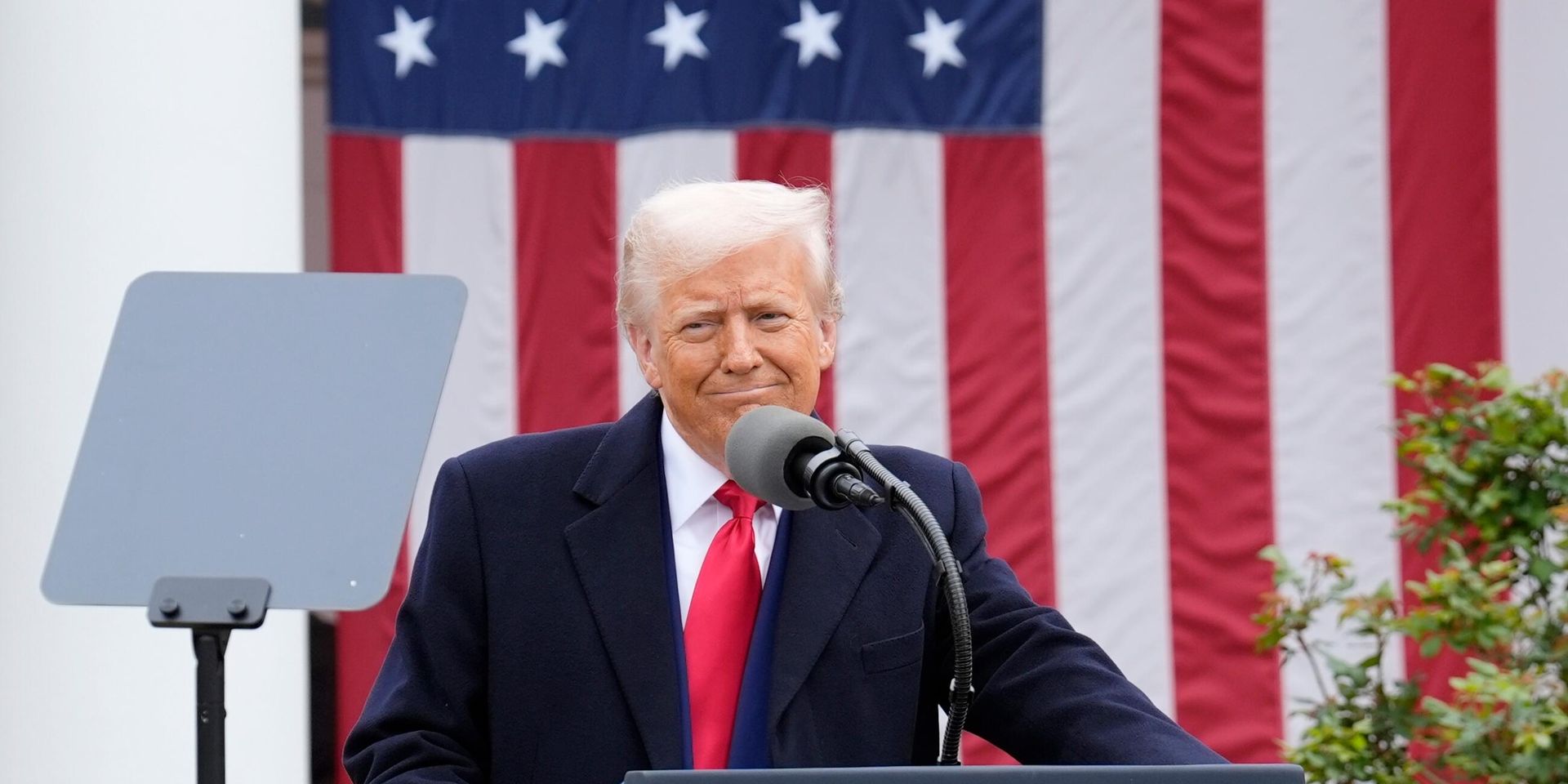 Президент США Трамп объявил о введении пошлин на продукцию других стран 2 апреля 2025 года - ИноСМИ, 1920, 23.08.2025