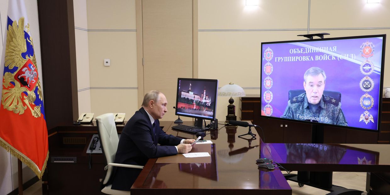 Президент Владимир Путин провел встречу с Валерием Герасимовым