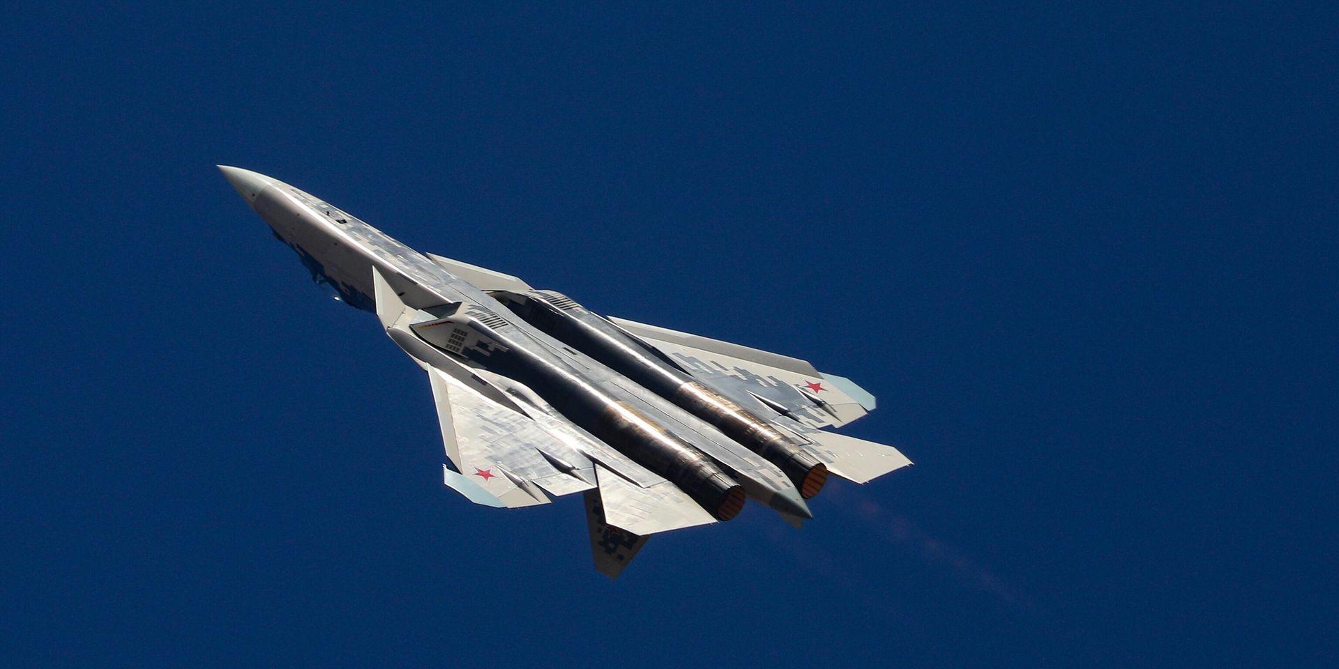 Российский истребитель Су-57 на XV международной выставке авиакосмической техники Aero India 2025 - ИноСМИ, 1920, 21.11.2025