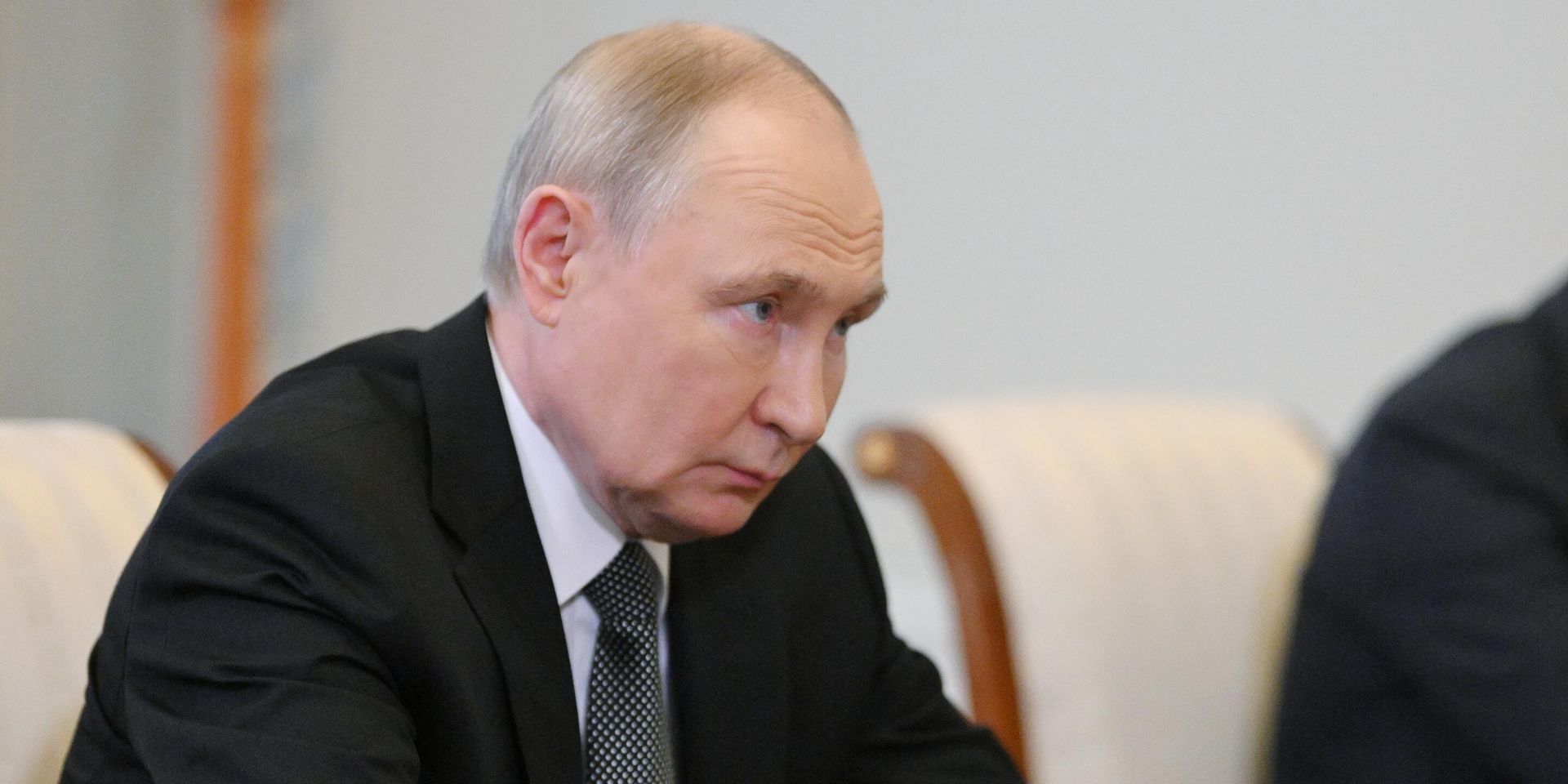 Президент Владимир Путин на Петербургском международном экономическом форуме. - ИноСМИ, 1920, 22.07.2025