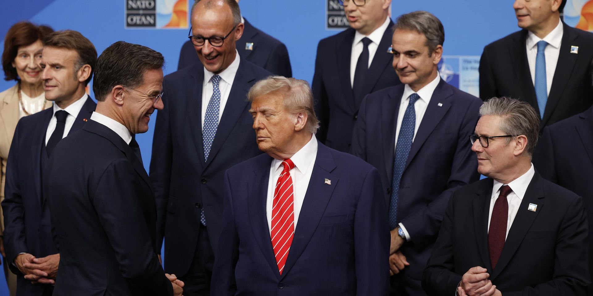 Генеральный секретарь НАТО Марк Рютте, президент Дональд Трамп и премьер-министр Великобритании Кир Стармер - ИноСМИ, 1920, 27.06.2025