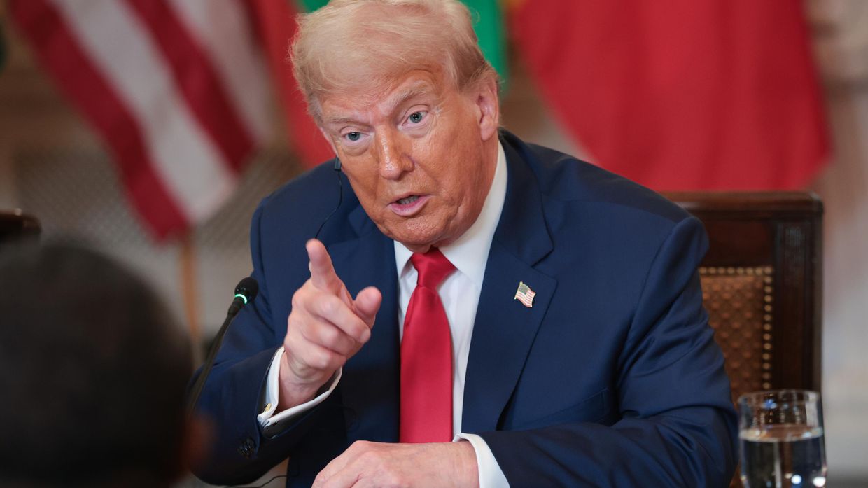Президент США Дональд Трамп Президент США Дональд Трамп
