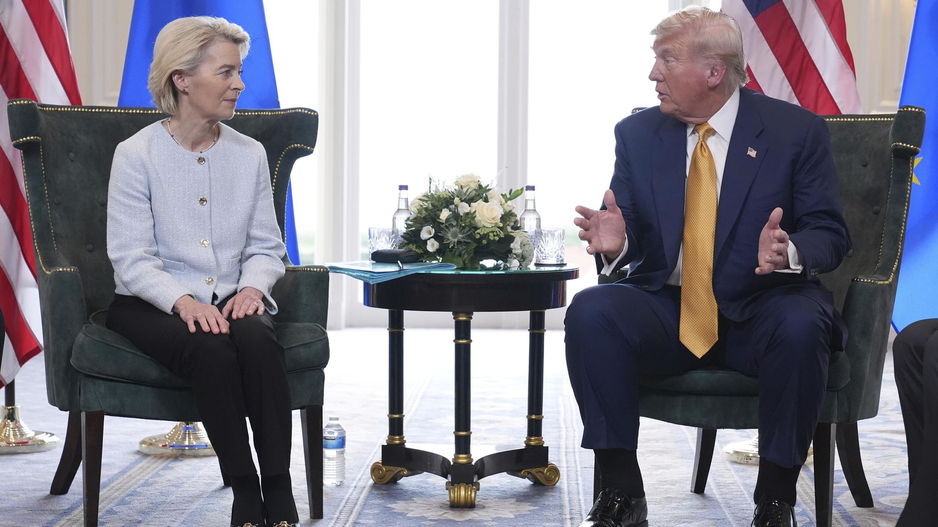 Президент Дональд Трамп и председатель Европейской комиссии Урсула фон дер Ляйен во время встречи в Trump Turnberry, Шотландия - ИноСМИ, 1920, 28.06.2026