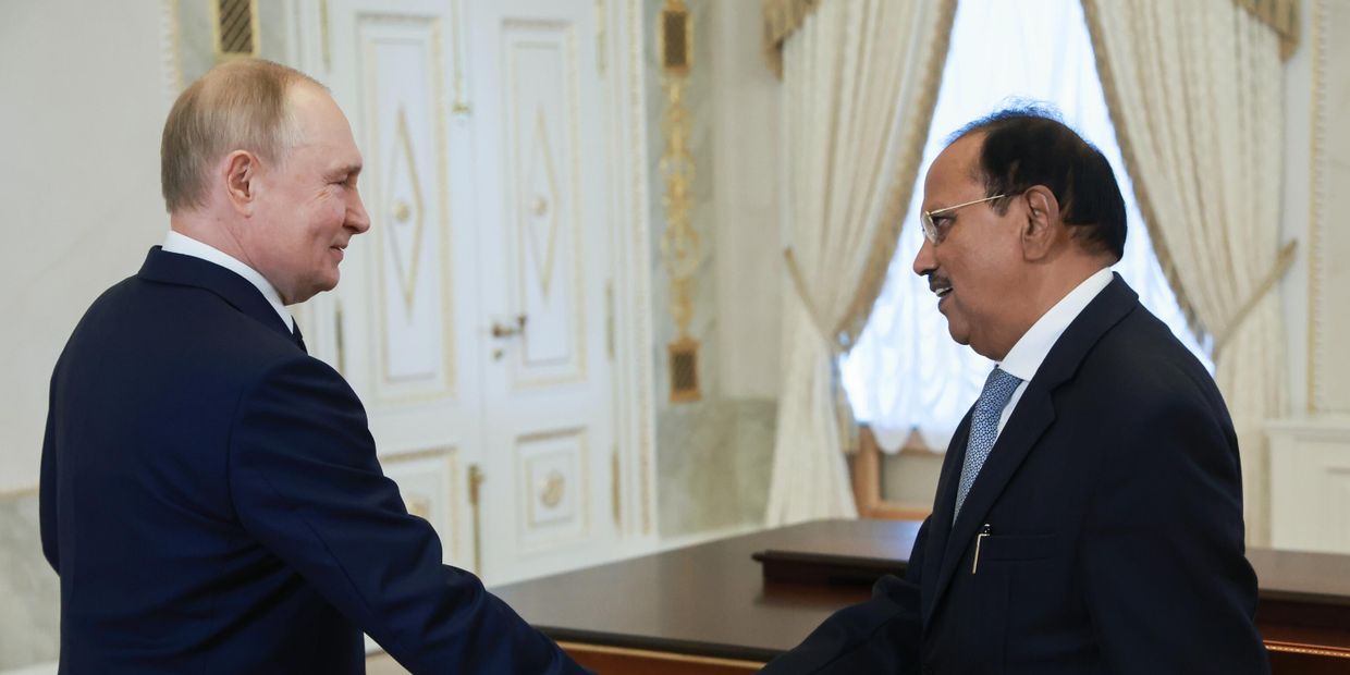 Рабочая поездка президента Владимира Путина в Санкт-Петербург