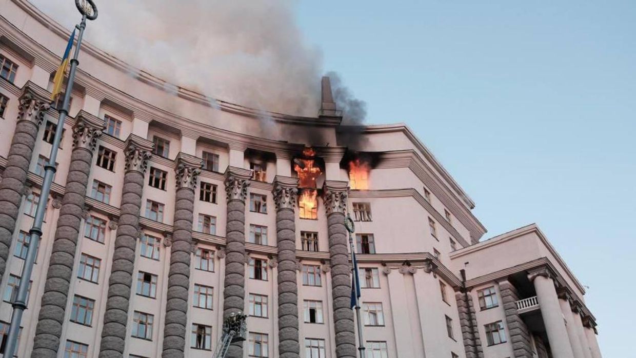В результате падения БПЛА в Киеве повреждено здание Кабмина