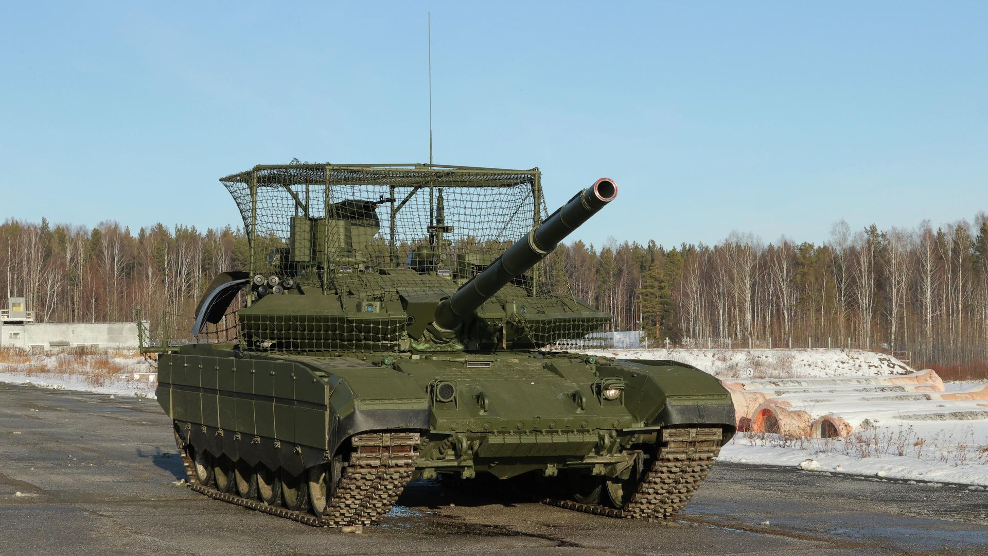 Танк Т-90 М Прорыв на полигоне ФКП Нижнетагильский институт испытания металлов. 22 ноября 2024 года - ИноСМИ, 1920, 05.01.2026