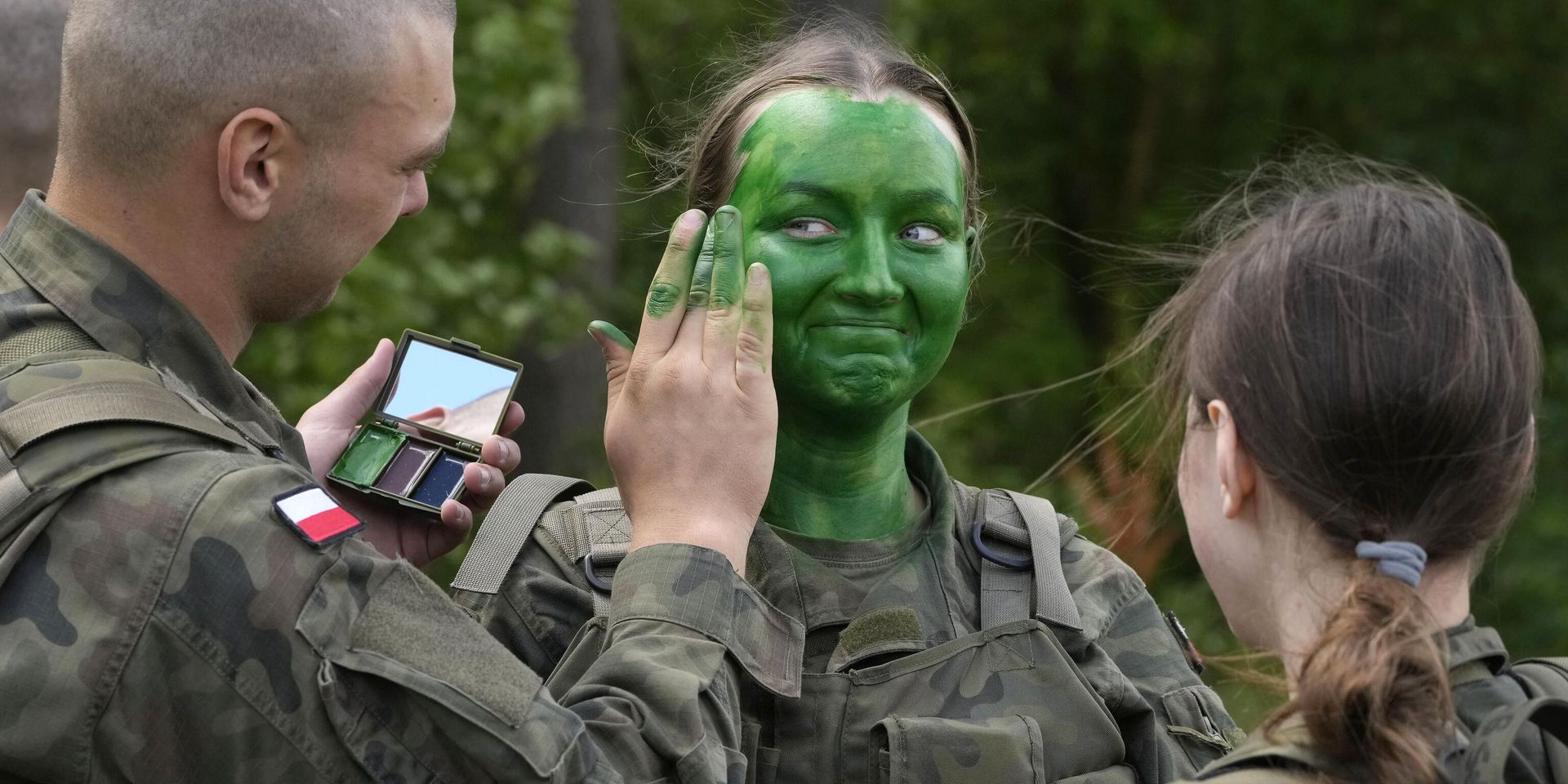 Добровольцы польской армии во время базовой подготовки в Новогруде, Польша - ИноСМИ, 1920, 18.10.2025