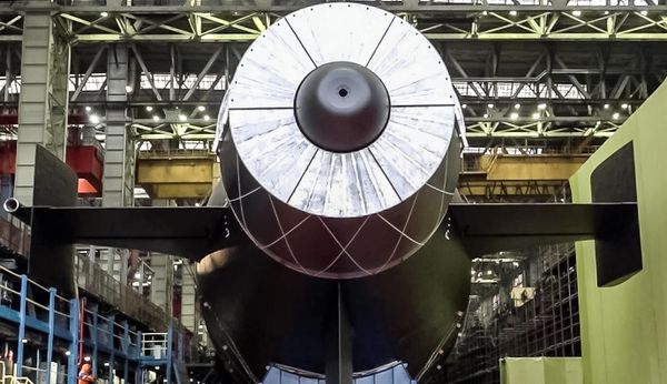 Церемония вывода из эллинга атомной подводной лодки Хабаровск в Северодвинске