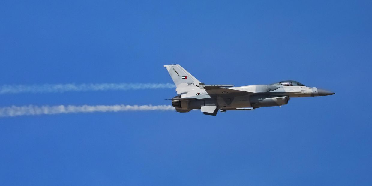 Многоцелевой истребитель F-16