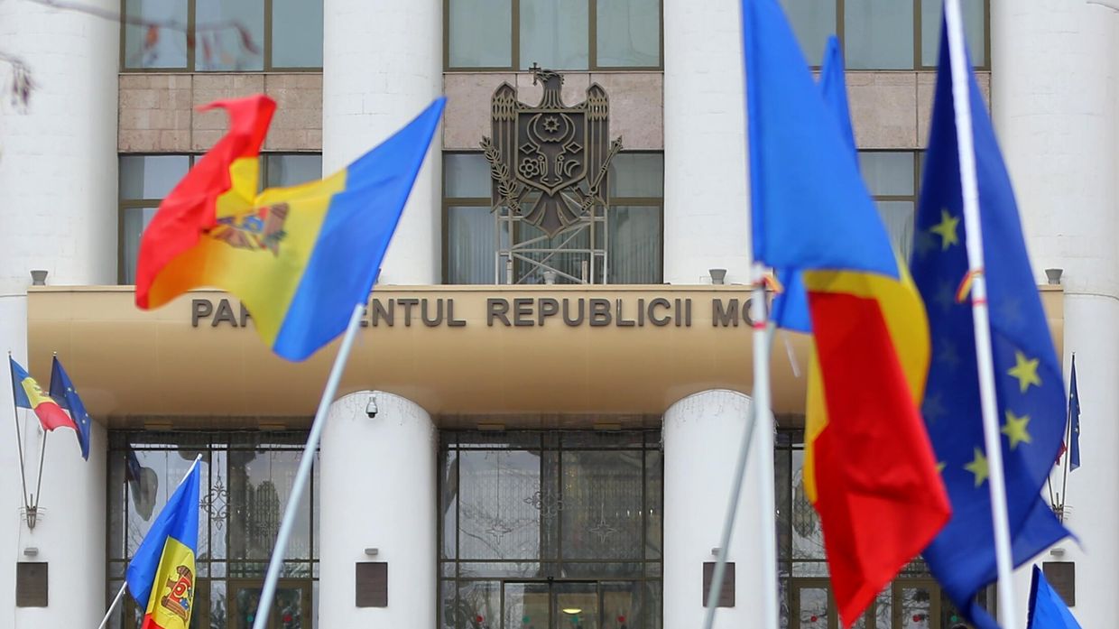 Здание парламента Молдавии в Кишиневе