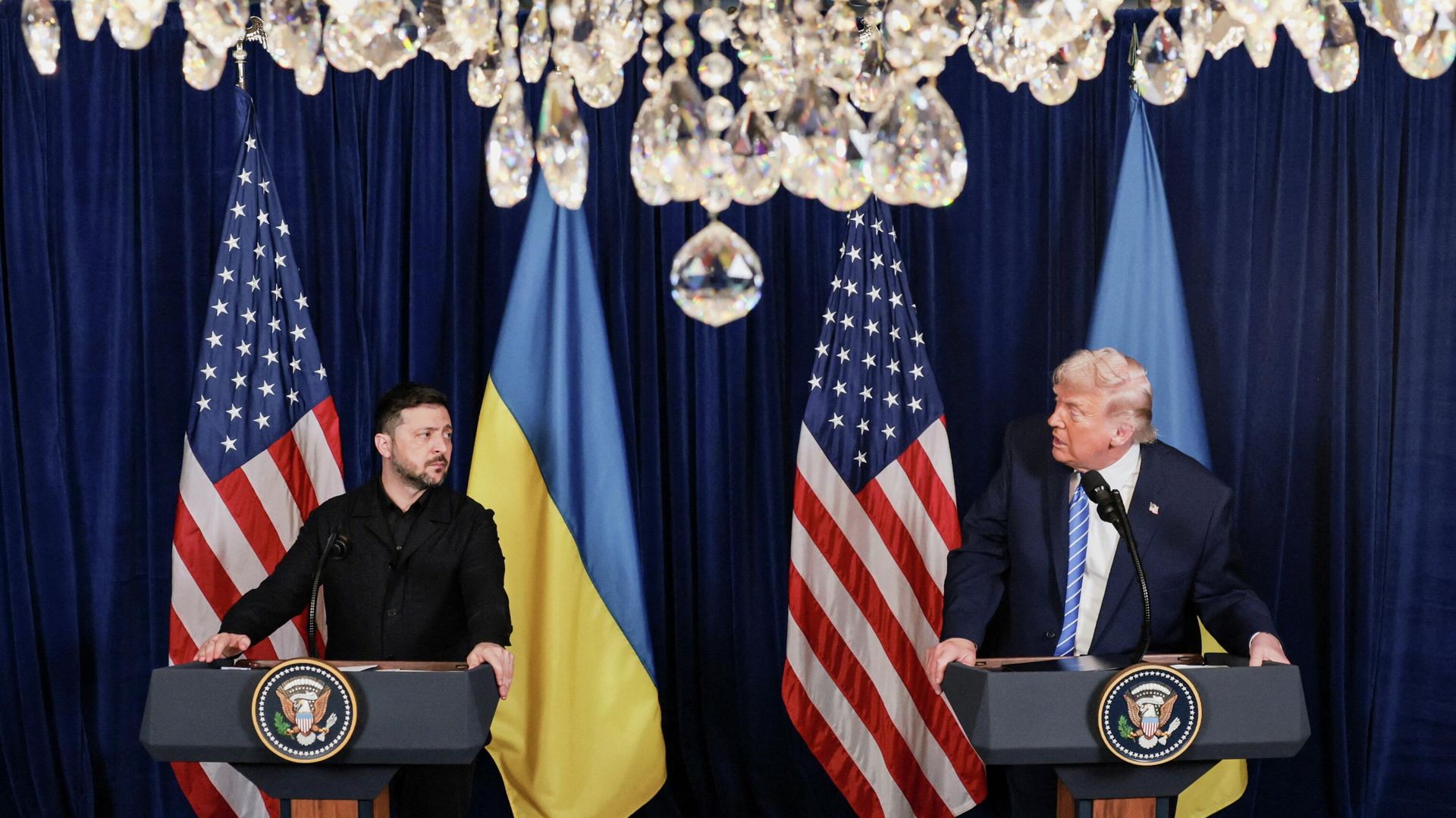 Встреча Владимира Зеленского и президента США Дональда Трампа в Мар-а-Лаго - ИноСМИ, 1920, 28.01.2026