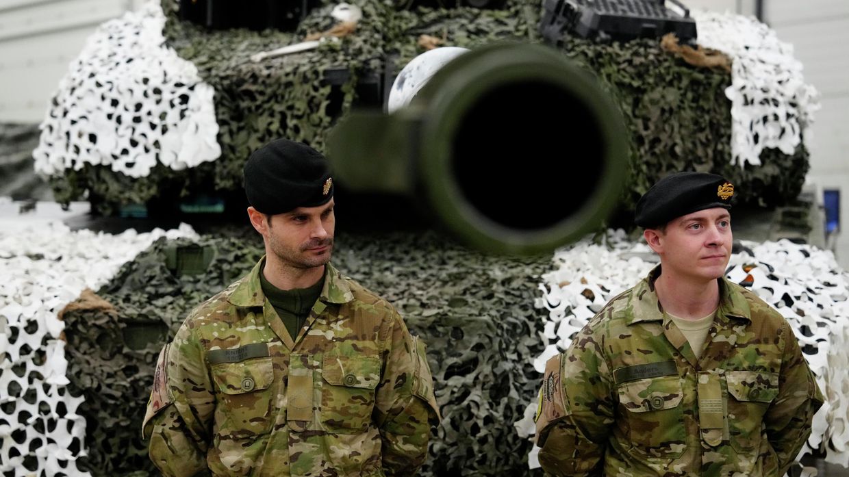 Датские cолдаты в военном лагере Тапа в Эстонии. Архивная фотография