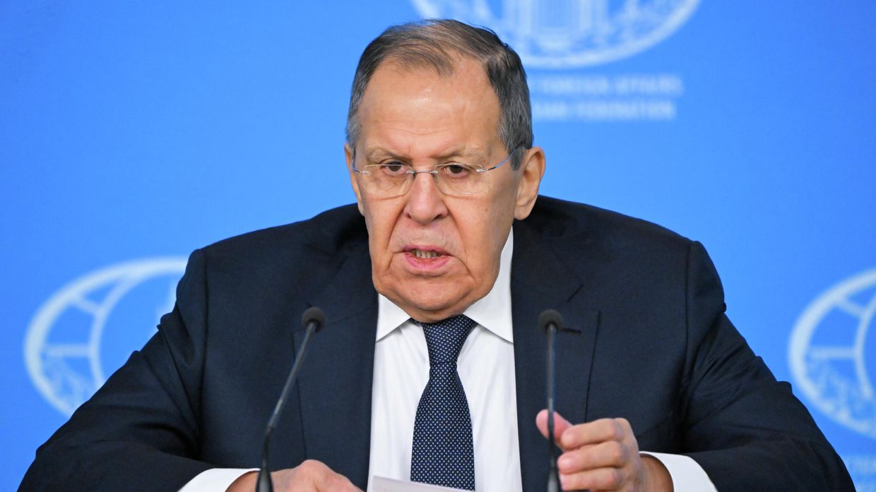 Пресс-конференция министра иностранных дел России Сергея Лаврова