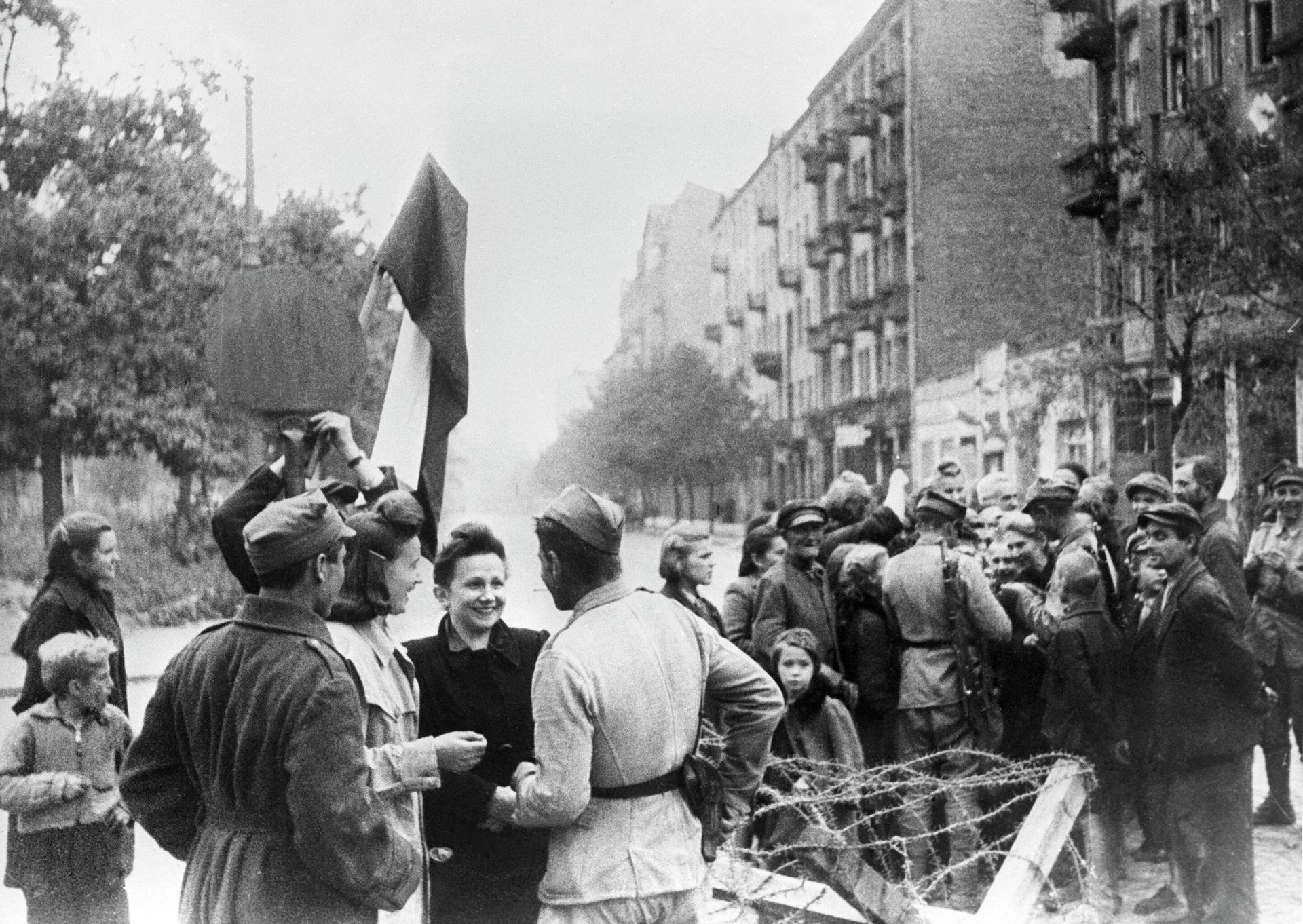 Великая Отечественная война 1941-1945 гг. Освобождение Польши от немецко-фашистских войск.  - ИноСМИ, 1920, 08.05.2026