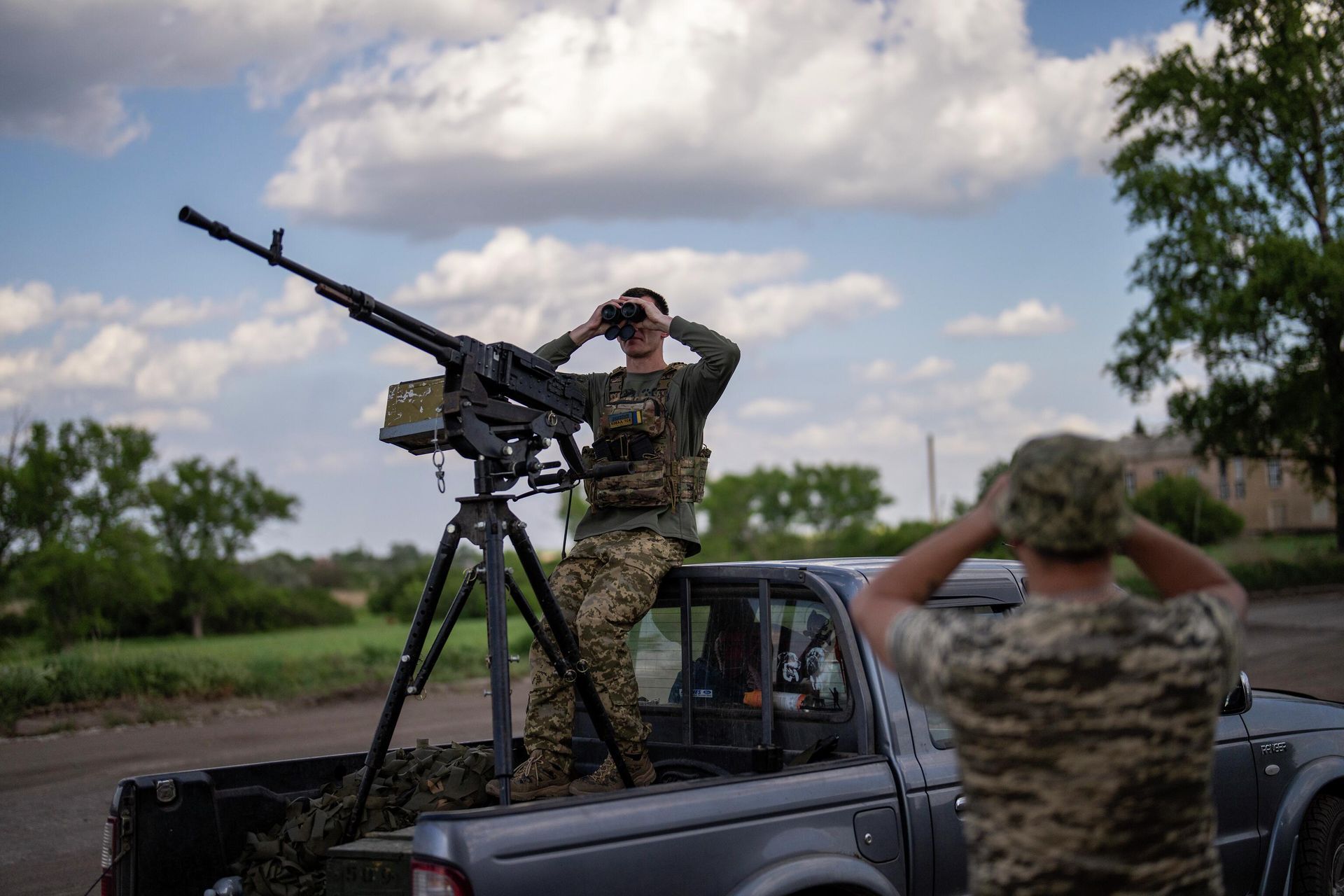 Украинские боевики мониторят небо у линии боевого соприкосновения - ИноСМИ, 1920, 30.03.2026