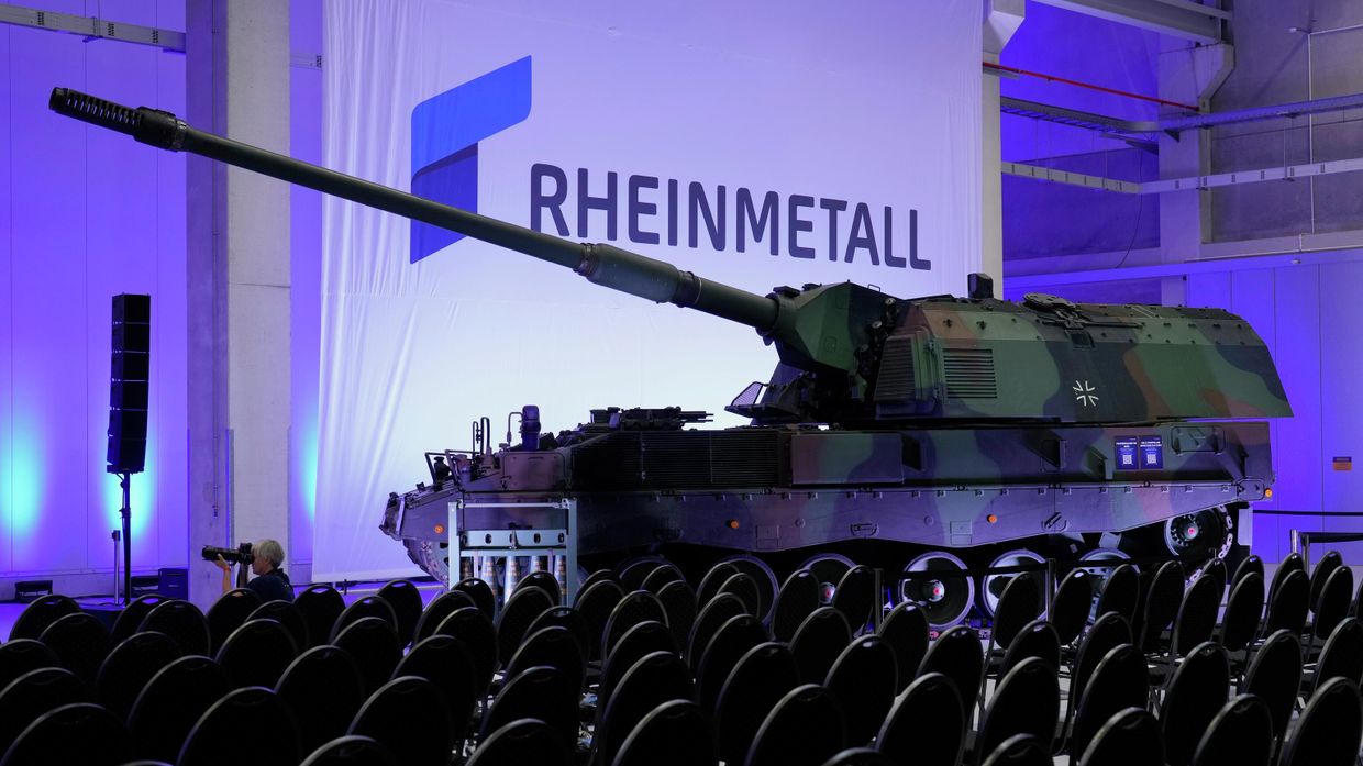 Самоходная гаубица PzH 2000 немецкого производителя вооружений Rheinmetall