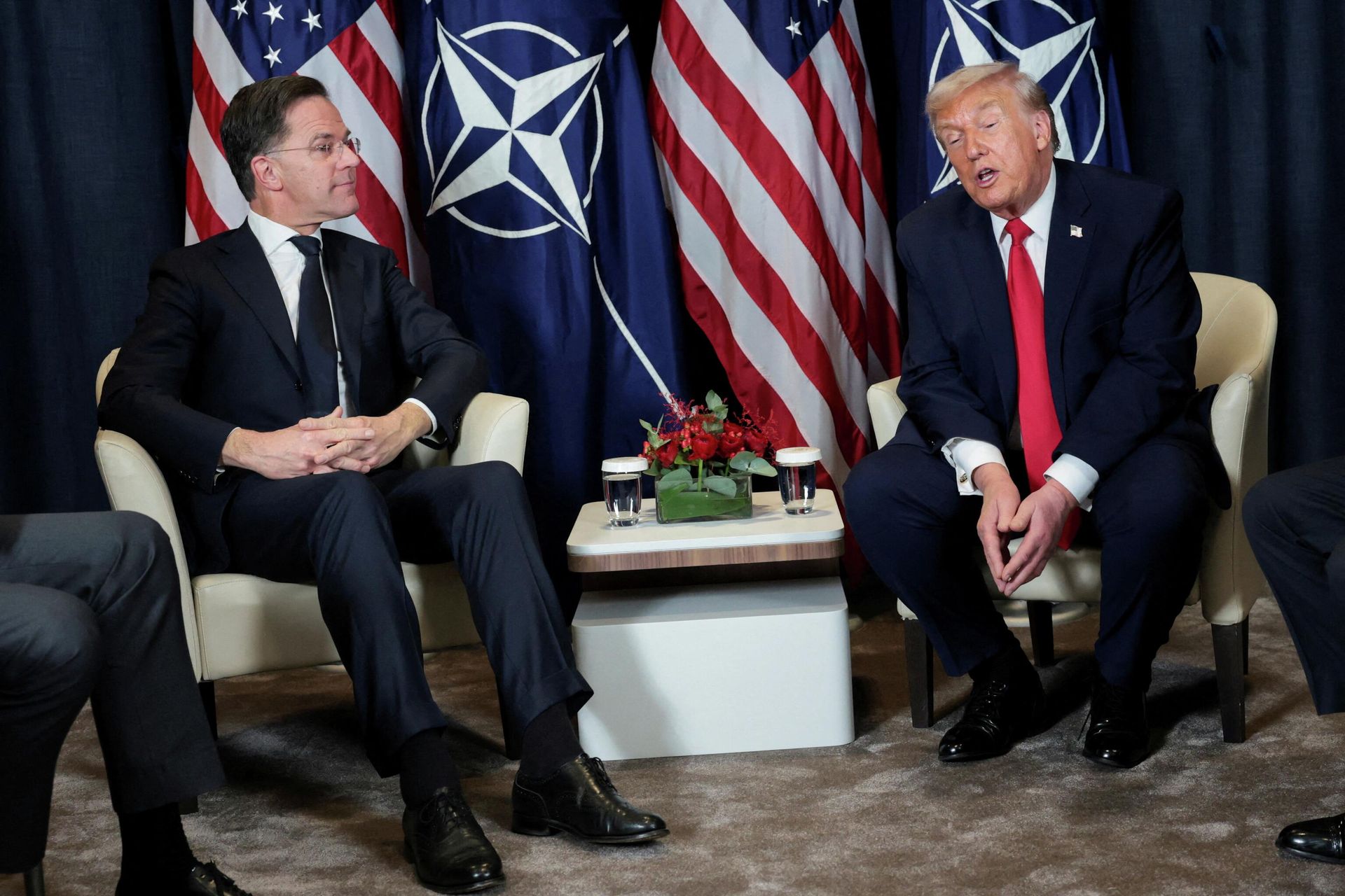Президент США Дональд Трамп проводит двустороннюю встречу с генеральным секретарем НАТО Марком Рютте на Всемирном экономическом форуме (ВЭФ) в Давосе - ИноСМИ, 1920, 09.04.2026