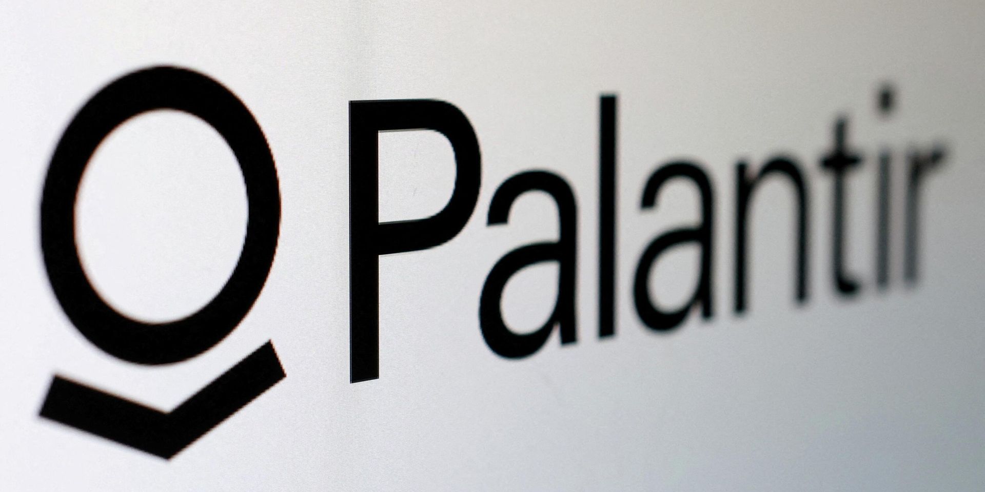 Лого компании Palantir  - ИноСМИ, 1920, 21.04.2026