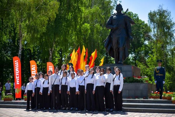 В Бишкеке прошла международная акция Огонь памяти