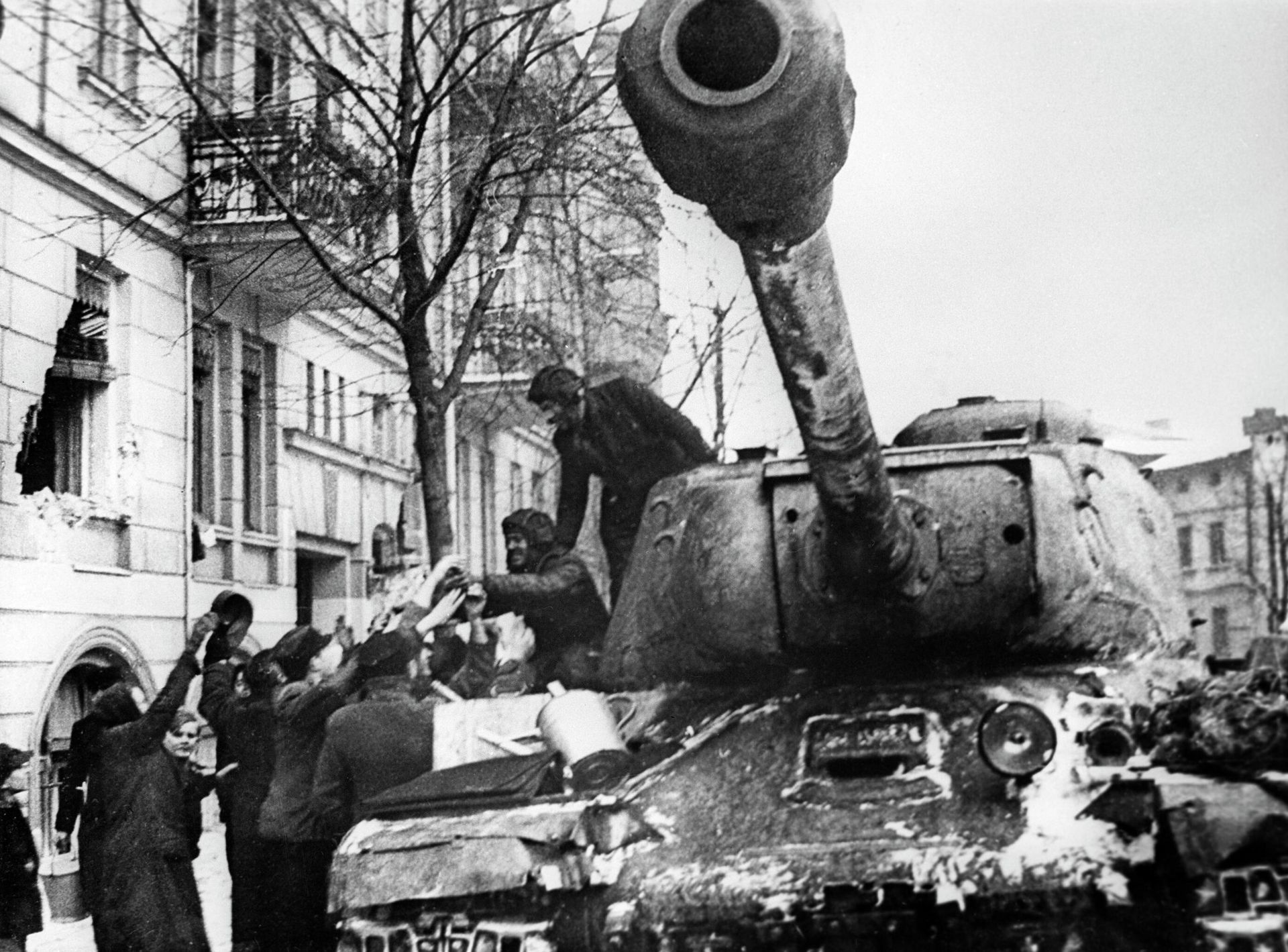 Освобождение Польши от немецко-фашистских захватчиков - ИноСМИ, 1920, 08.05.2026