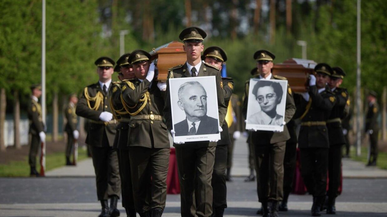 На Украине перезахоронили Андрея Мельника, сотрудничавшего с нацистами