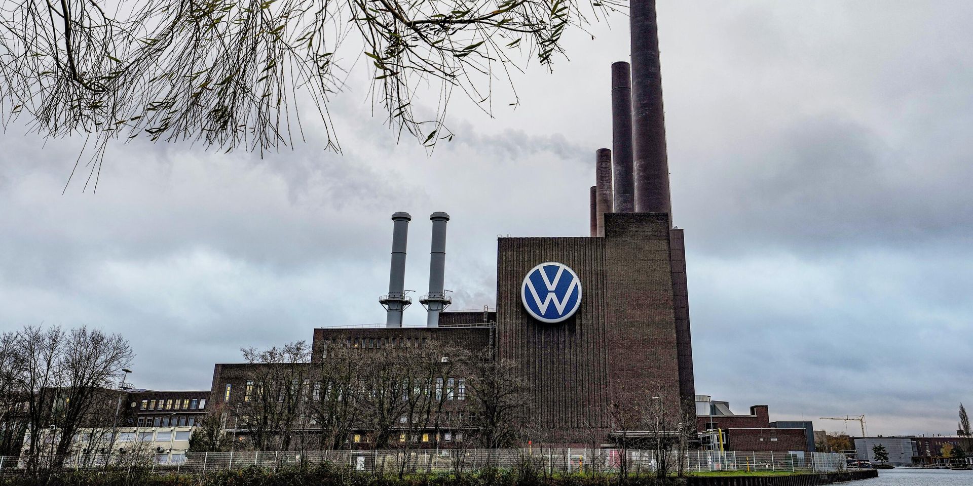 Завод Volkswagen в Вольфсбурге - ИноСМИ, 1920, 02.07.2026