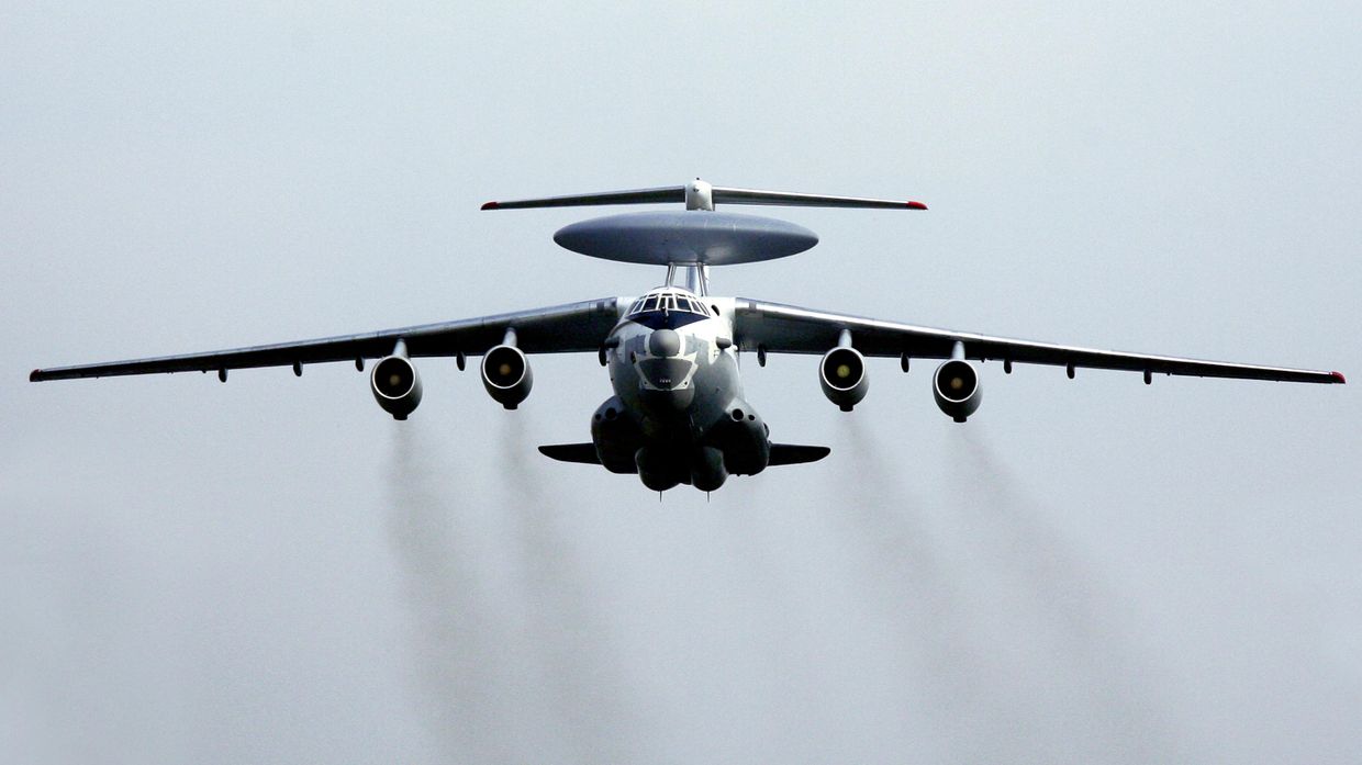 Самолет А-50 дальнего радиолокационного обнаружения и управления Самолет А-50 дальнего радиолокационного обнаружения и управления