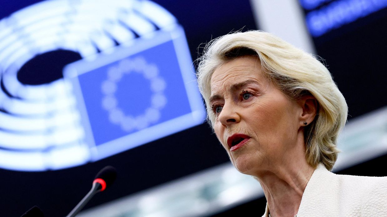 Председатель Еврокомиссии Урсула фон дер Ляйен выступает в Европарламенте в Страсбурге 16 сентября 2026 г. Председатель Еврокомиссии Урсула фон дер Ляйен выступает в Европарламенте в Страсбурге 16 сентября 2026 г.