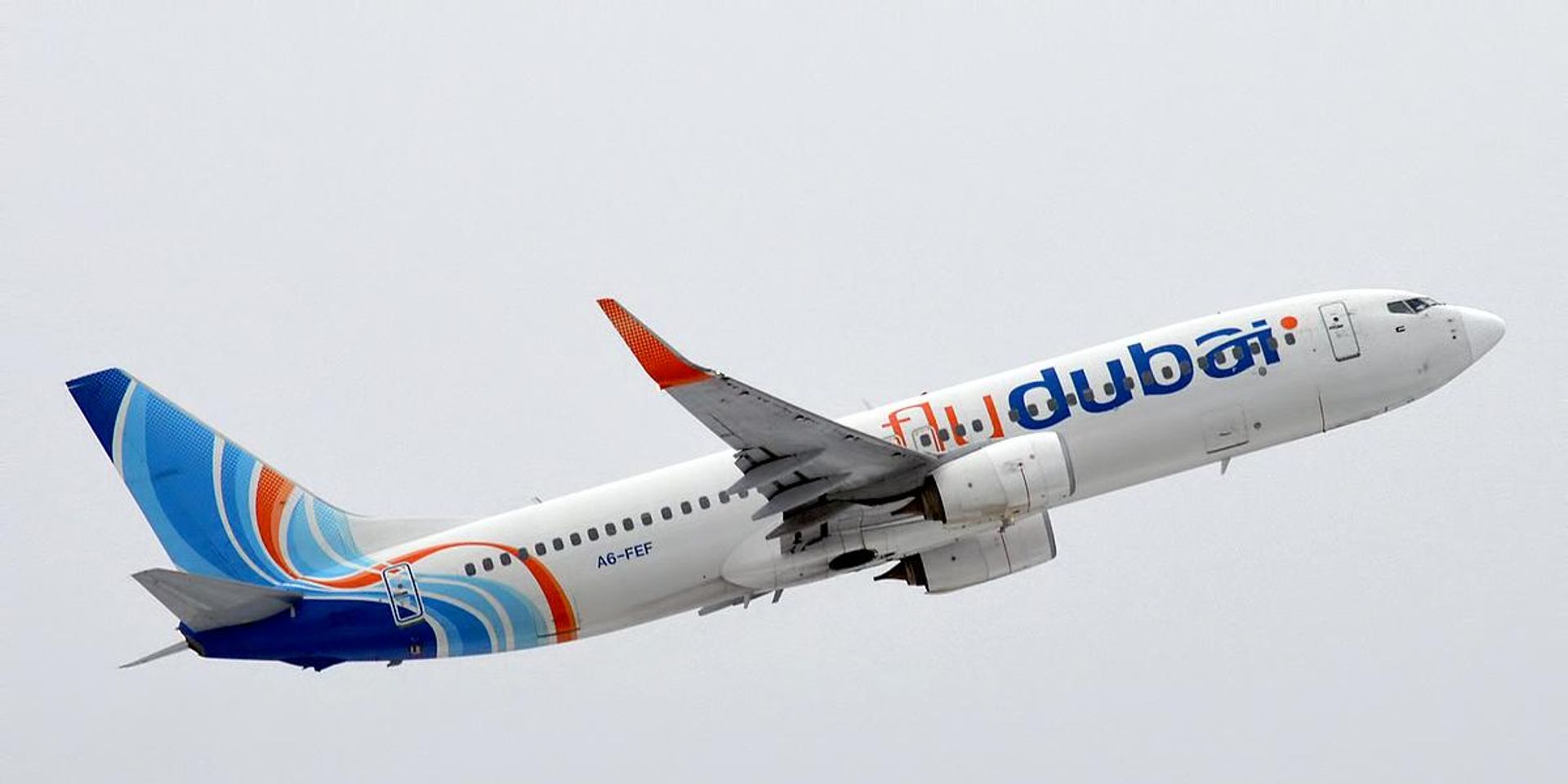 Самолет компании Flydubai - ИноСМИ, 1920, 30.09.2026