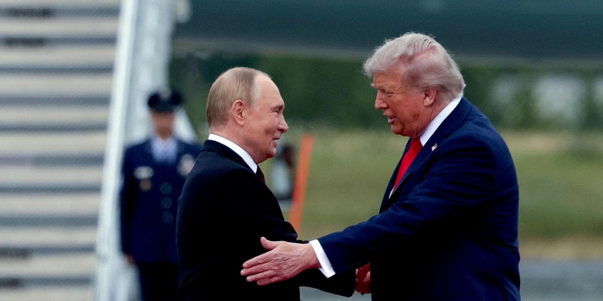 Президент РФ Владимир Путин и президент США Дональд Трамп