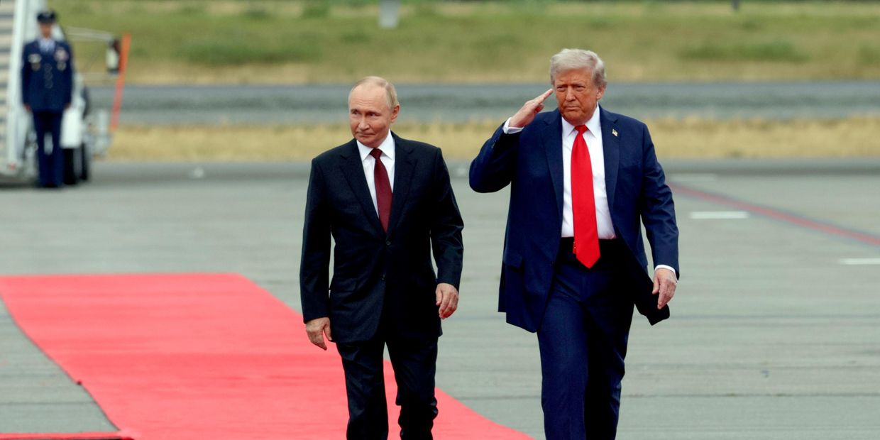 Президент РФ Владимир Путин и президент США Дональд Трамп