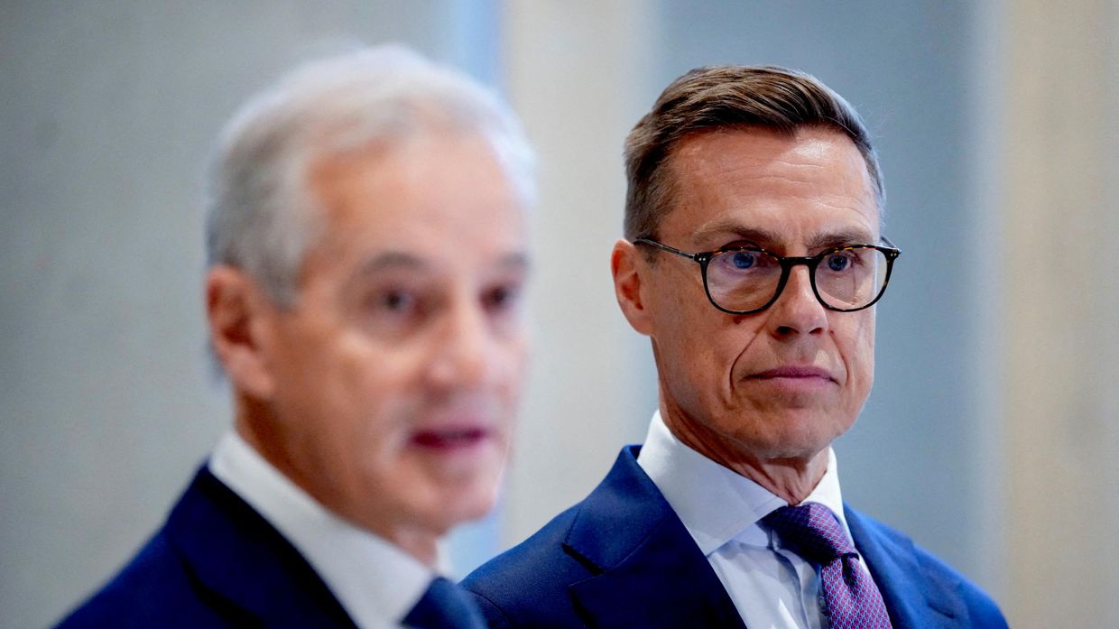 Премьер-министр Норвегии Йонас Гар Стёре и президент Финляндии Александр Стубб