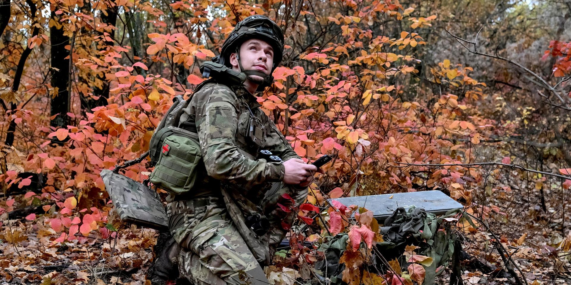 Артиллерист Стрелкового батальона полиции особого назначения Украины с терминалом Starlink - ИноСМИ, 1920, 29.10.2026