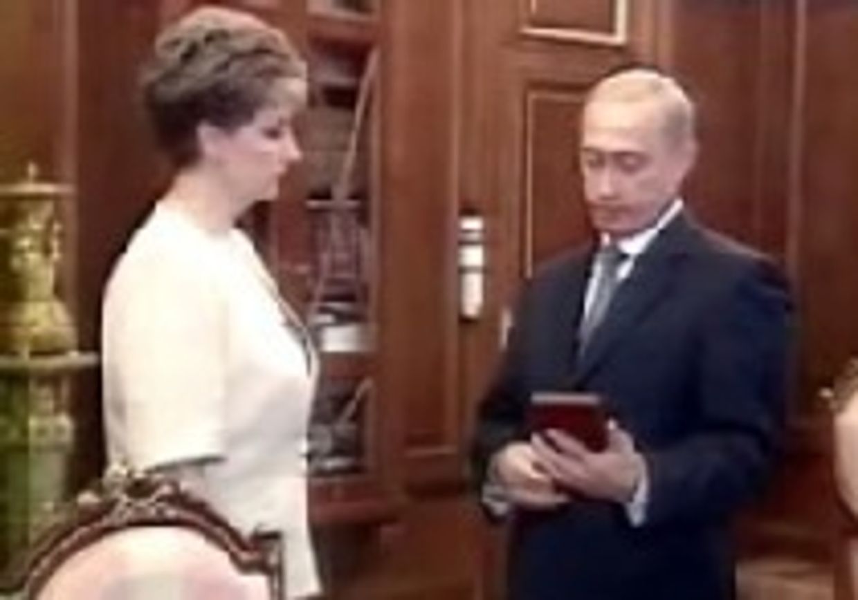 Кремль начинает пиаровское наступление на ╚Курском╩ направлении picture