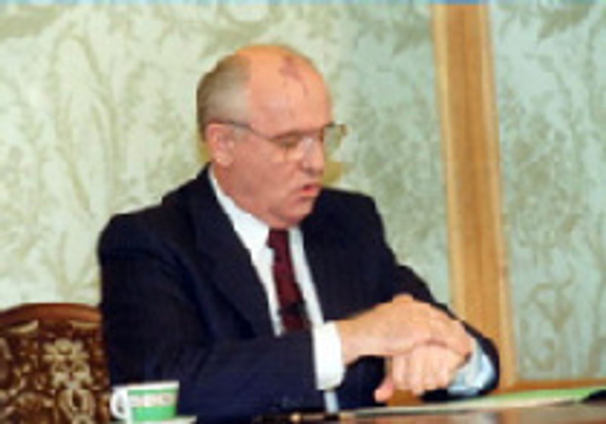 Михаил Горбачев: Десять лет после путча: извлекать уроки из прошлого picture