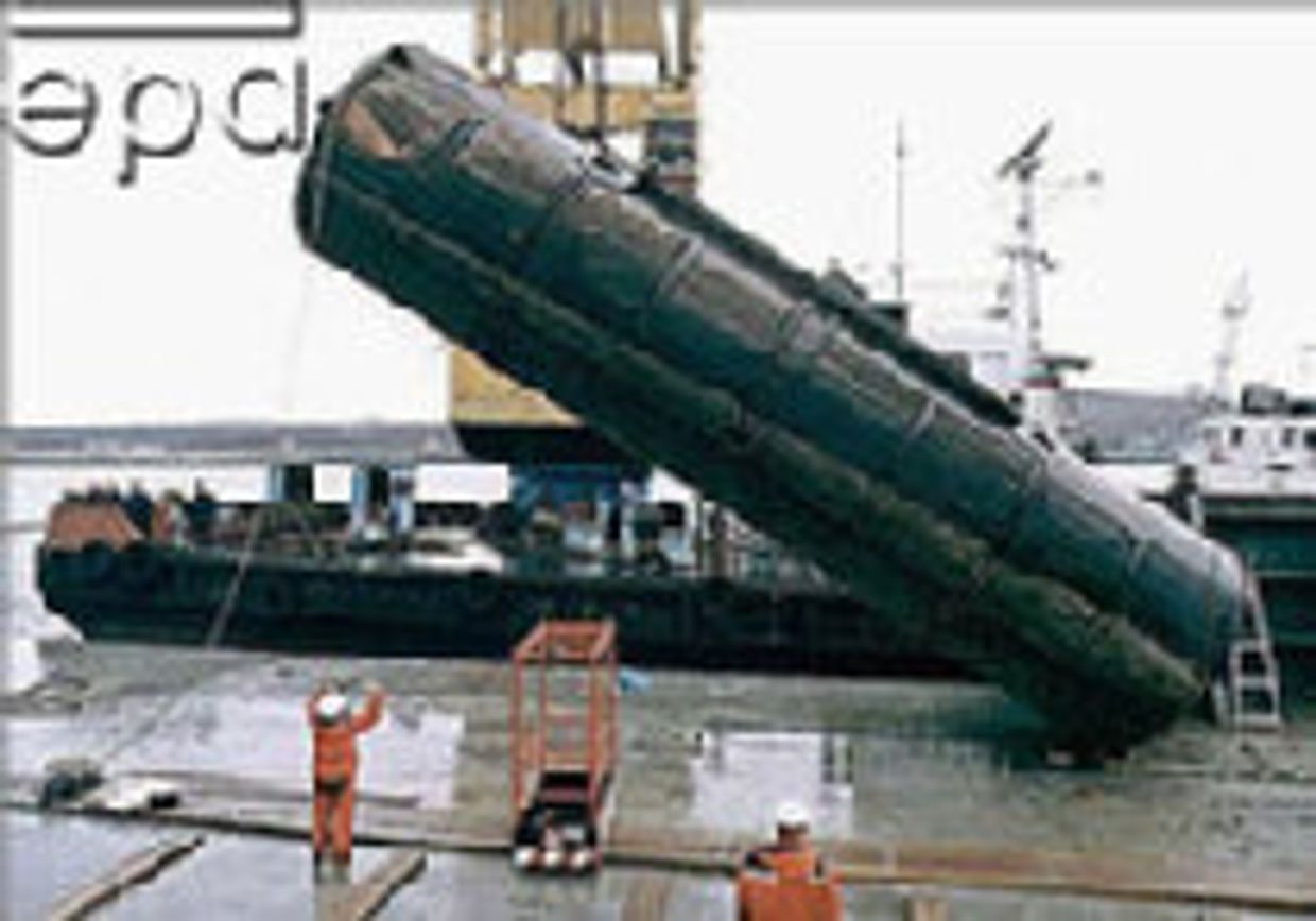 Действительно ли российская ракета была виной гибели ╚Курска╩? picture