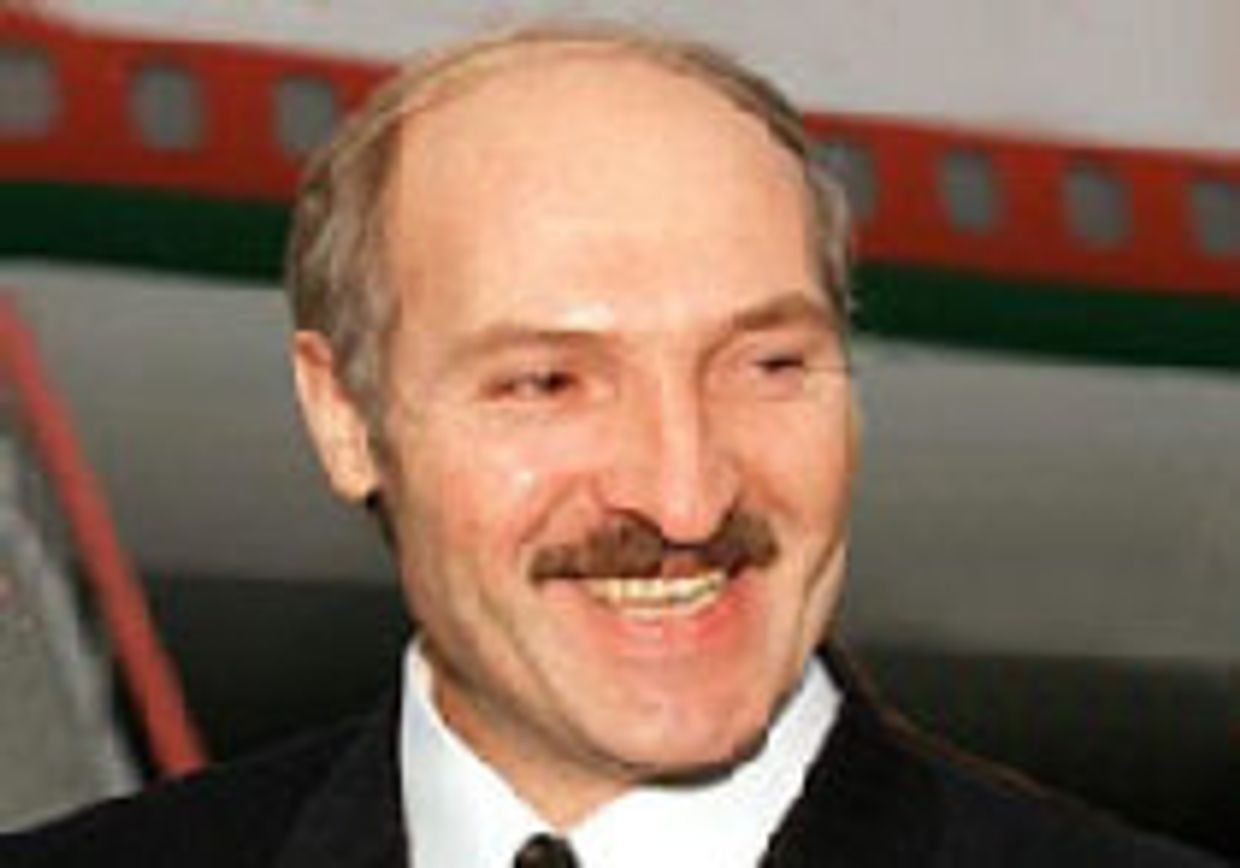 Барашка уже не только остригли, но и побрили picture