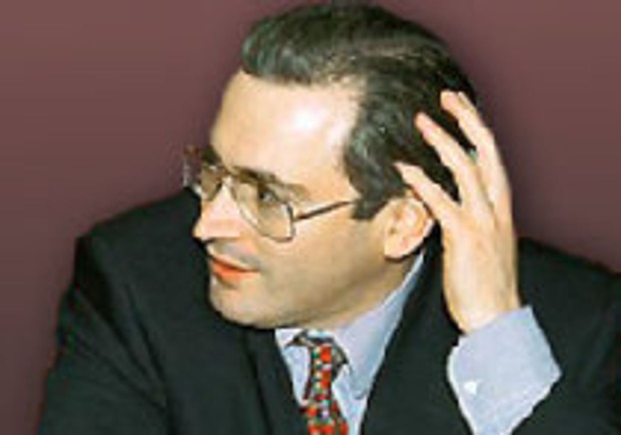 ЛАТ: Олигарх становится честным picture