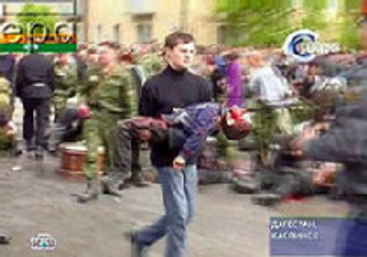 Теракты  усиливают позиции Путина picture