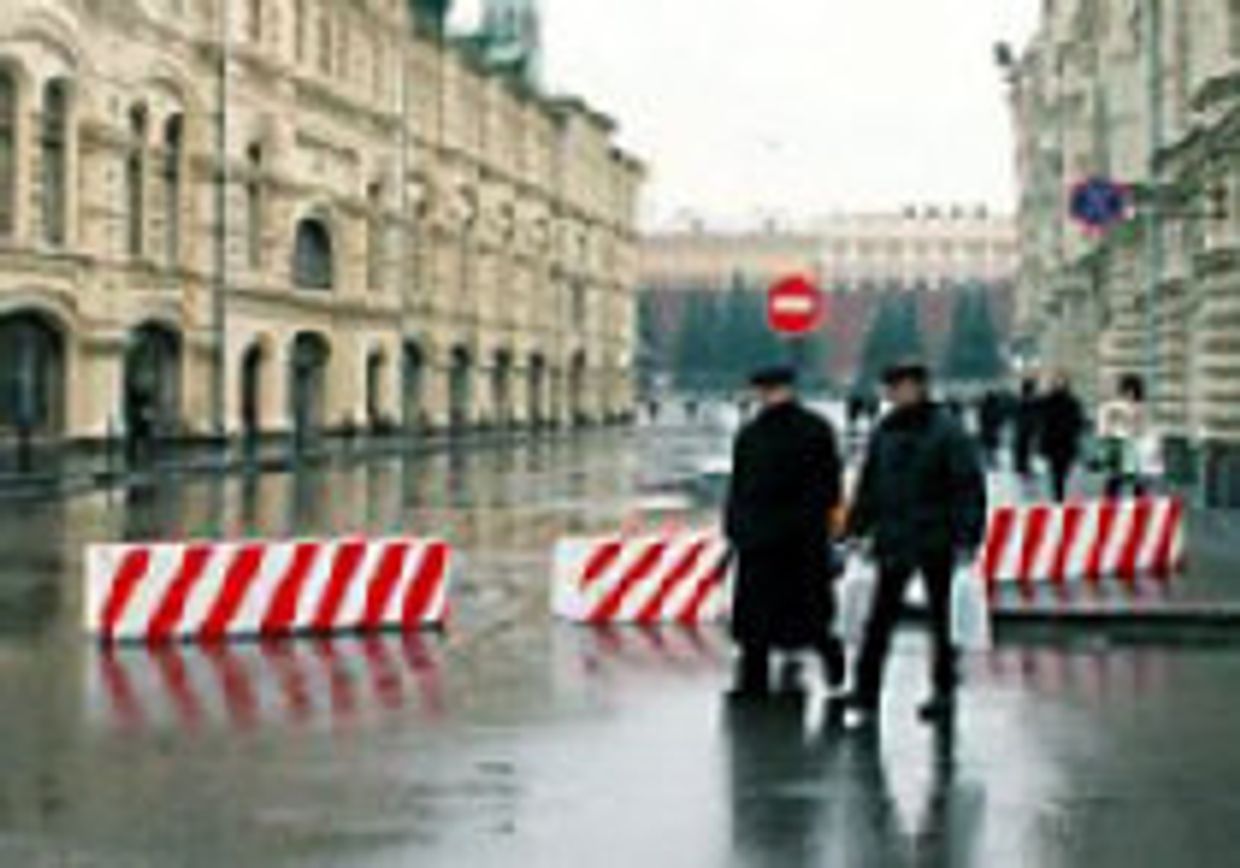 Россию динамично приобщают к государственной идеологии picture