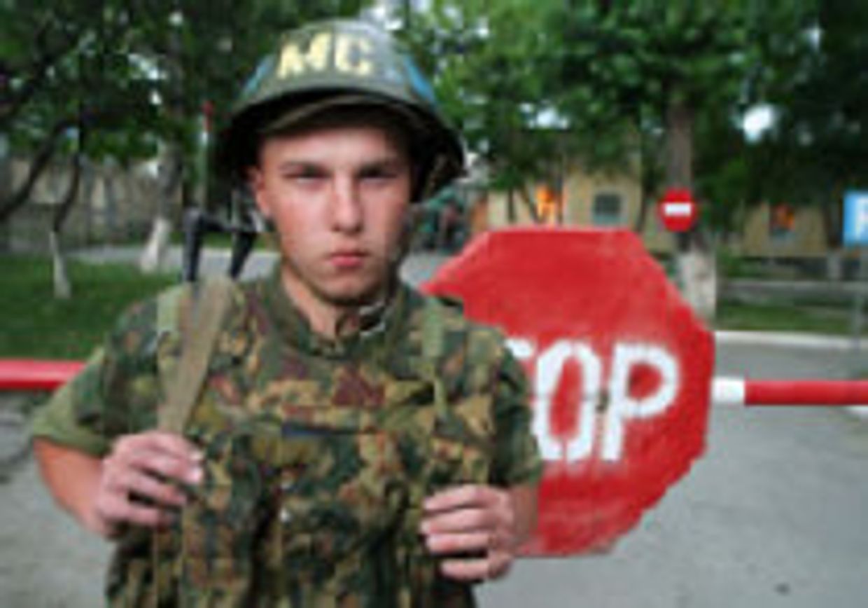 Москва должна сохранить военные базы в Грузии picture