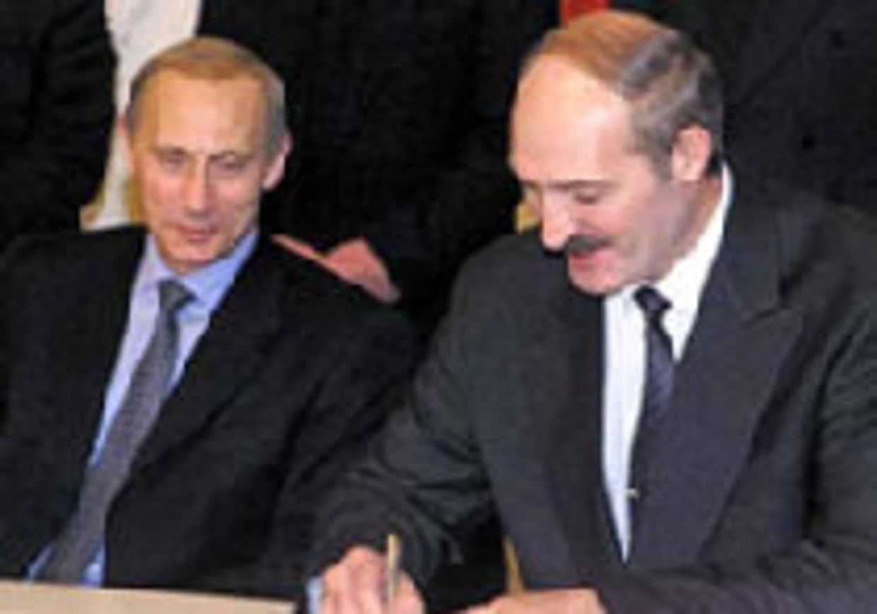 Путин нуждается в Лукашенко picture