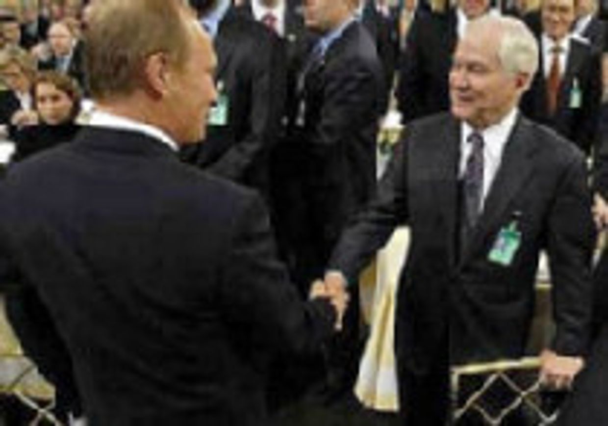 Путин стремится к восстановлению влияния России picture