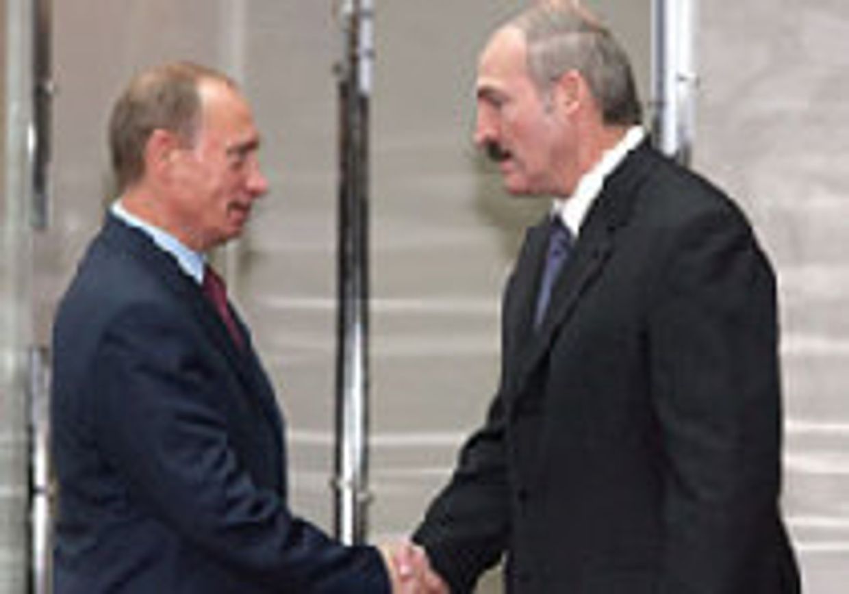 Россияне любят Беларусь, но странною любовью picture